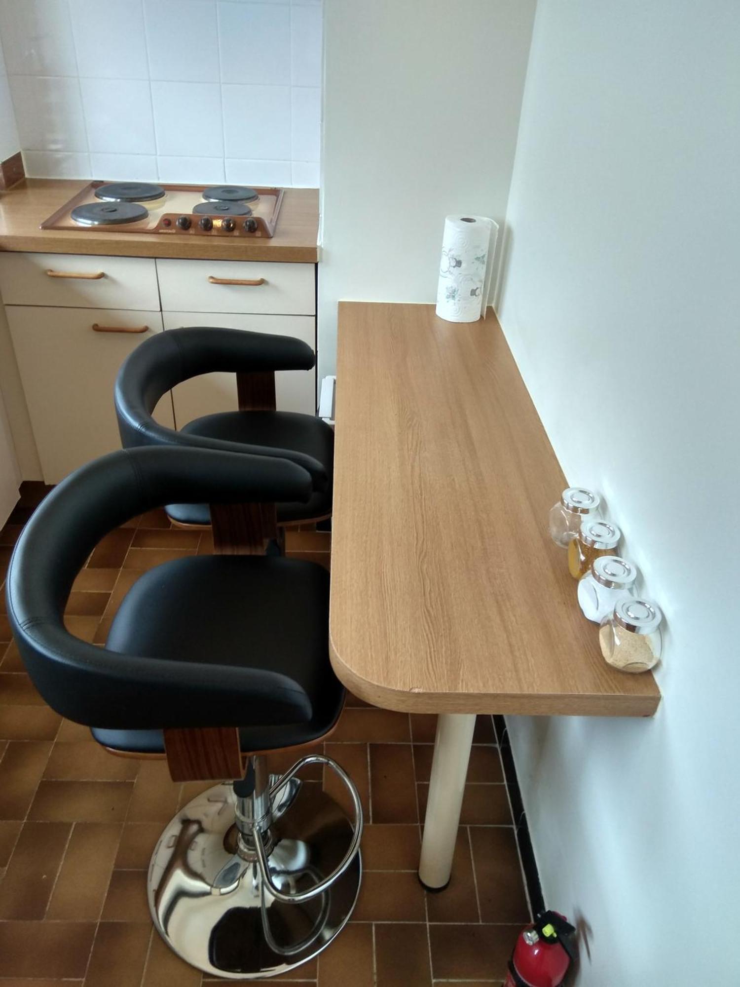 Budget Apart With Balcony And Great View Saint-Denis  Bagian luar foto